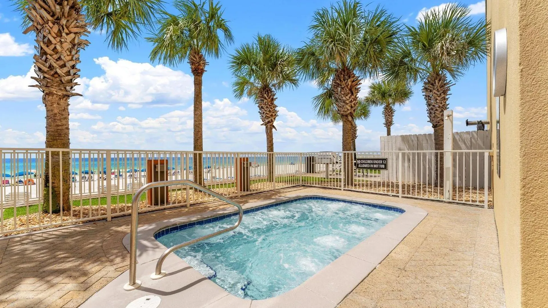 Semesterbostad Tropic Winds 1909 Villa Panama City Beach